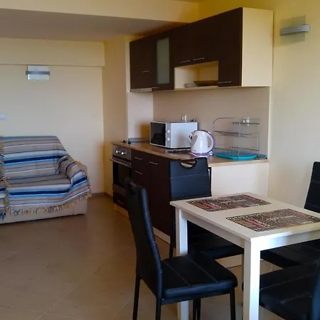 Europroperties Nikea Park Apartment Golden Sands