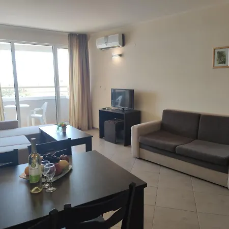 Апартаменты Europroperties Nikea Park *